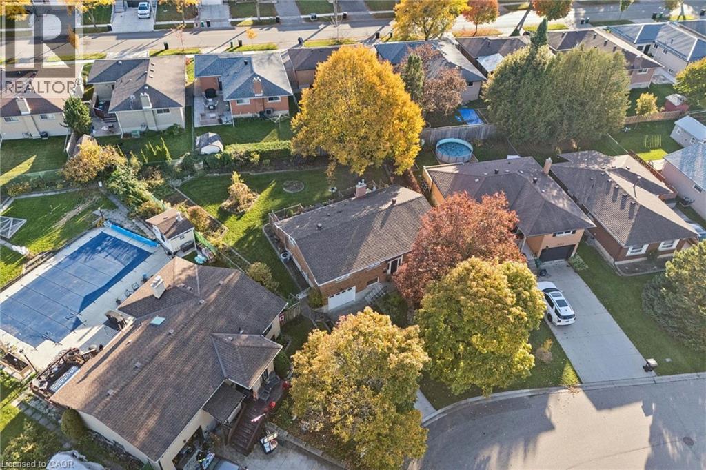301 MARTINDALE Crescent - 38