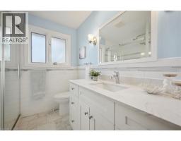 301 Martindale Crescent, Waterloo, ON N2L4M8 Photo 19