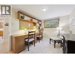 301 Martindale Crescent, Waterloo, ON N2L4M8 Photo 25