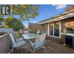 301 Martindale Crescent, Waterloo, ON N2L4M8 Photo 30