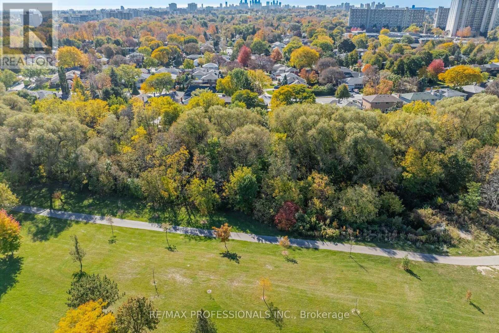 94- 65 Old Burnhamthorpe Road, Toronto, ON photo 45