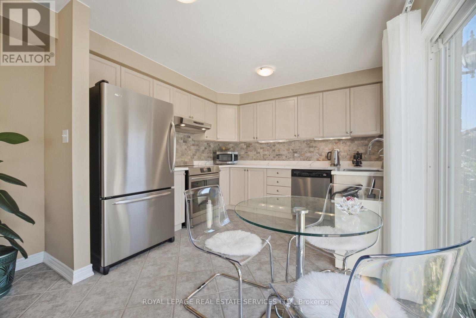 2194 Sutton Drive, Burlington, ON photo 16