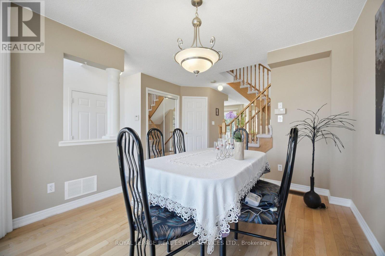 2194 SUTTON DRIVE - 8