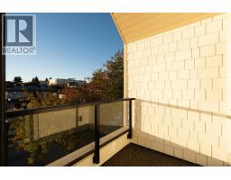 1 1458 Rosser Avenue, Burnaby, BC V5C5C8 Photo 23
