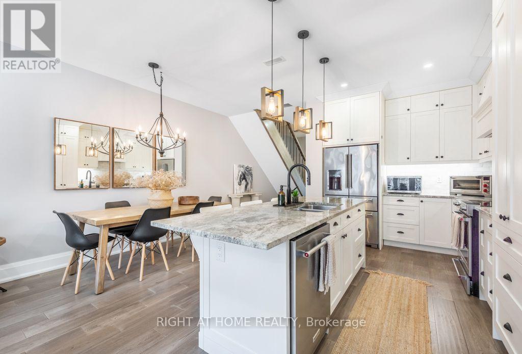 Photo of 5 - 121 LAKESHORE ROAD W