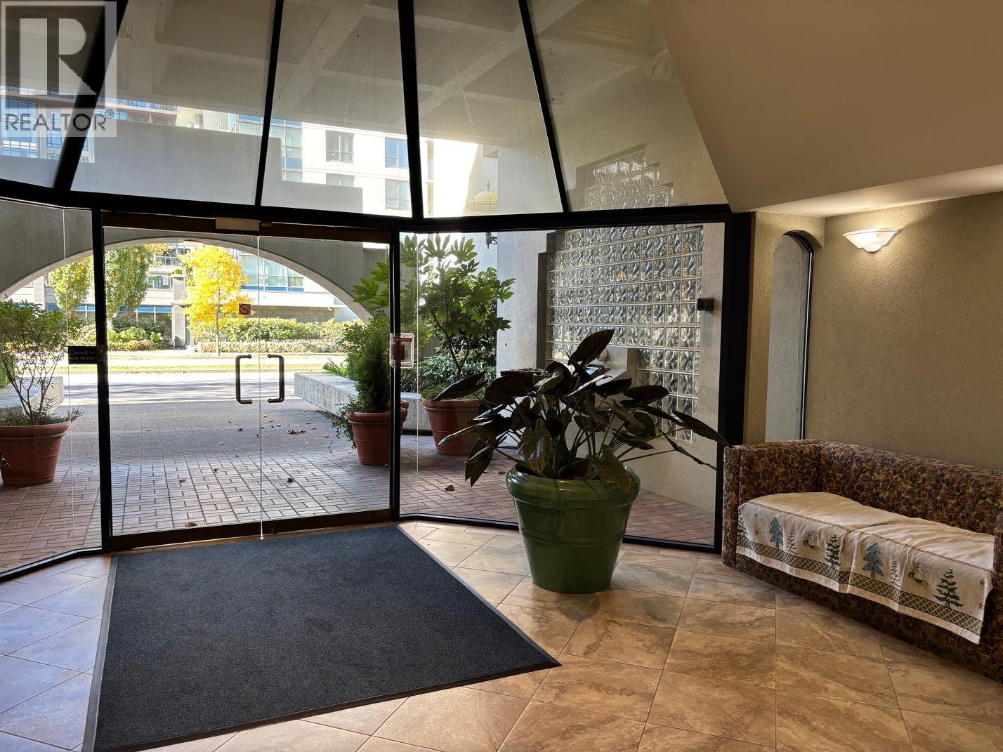 607 6088 MINORU BOULEVARD, Richmond - Image 1