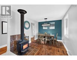 Foyer - 35 Old Halifax Road E, Newport Station, NS B0N2T0 Photo 6