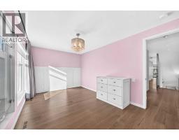 Primary Bedroom - 1743 8 Avenue Nw, Calgary, AB T2N1C5 Photo 17