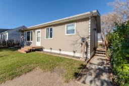 433 4th Avenue, Rivers, MB R0K1X0 Photo 28