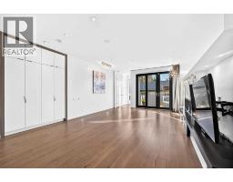 5pc Bathroom - 1743 8 Avenue Nw, Calgary, AB T2N1C5 Photo 8