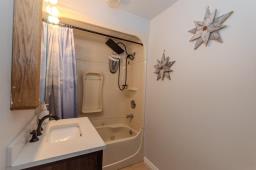 759 5th Avenue, Rivers, MB R0K1X0 Photo 16