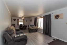 759 5th Avenue, Rivers, MB R0K1X0 Photo 8