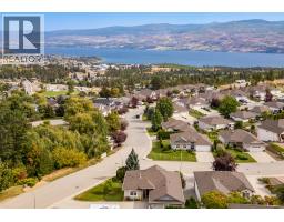 Foyer - 3662 Astoria Drive, West Kelowna, BC V4T2W5 Photo 14
