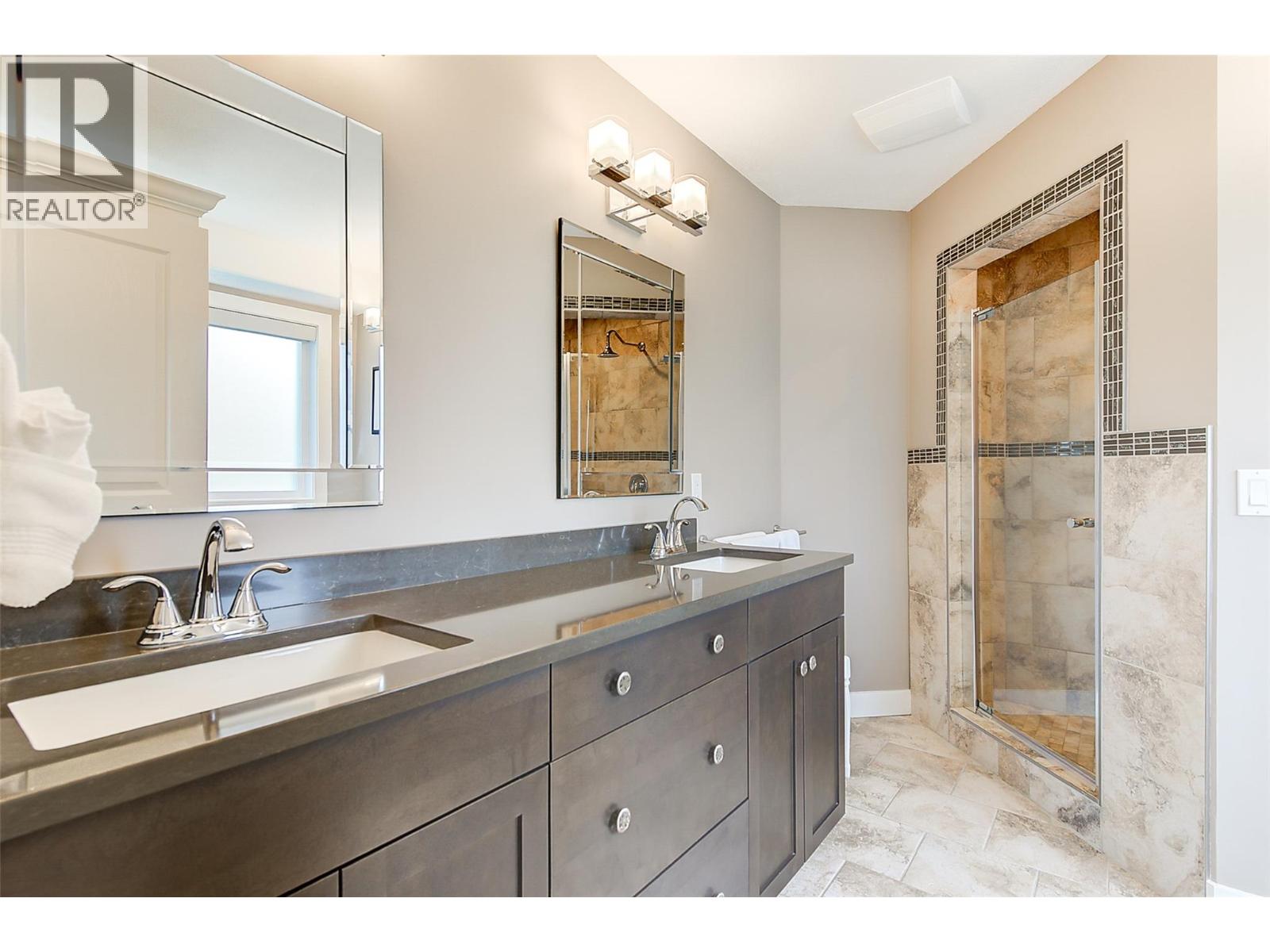  3662 Astoria Drive, West Kelowna