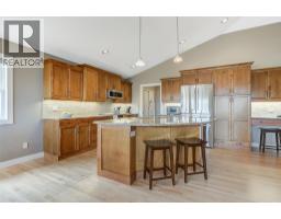 Kitchen - 3662 Astoria Drive, West Kelowna, BC V4T2W5 Photo 21