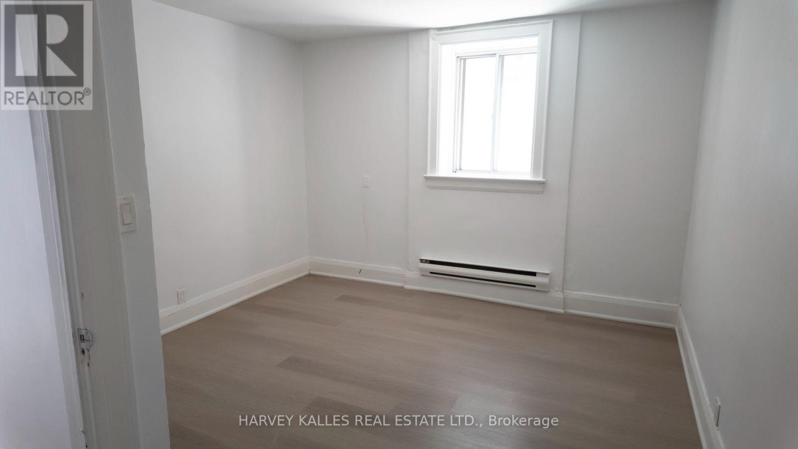 316 Lonsdale Unit 2 photo 5