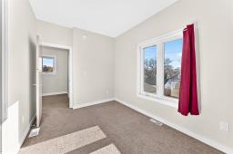 312 Kilbride Avenue, Winnipeg, MB R2V1A5 Photo 14