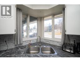 Photo 9 of 36, 5590 SIMON FRASER AVENUE · Prince George, BC