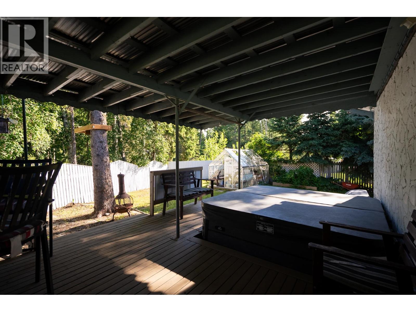 5590 SIMON FRASER AVENUE - 28
