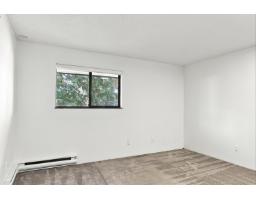 14803 Holly Park Lane, Surrey, BC V3R6Y1 Photo 28