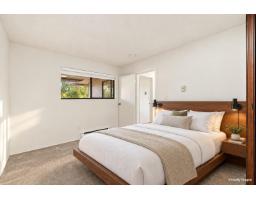 14803 Holly Park Lane, Surrey, BC V3R6Y1 Photo 29