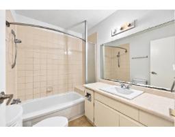 14803 Holly Park Lane, Surrey, BC V3R6Y1 Photo 31