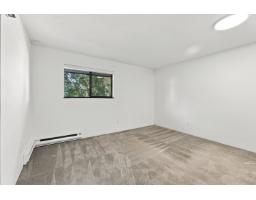 14803 Holly Park Lane, Surrey, BC V3R6Y1 Photo 22
