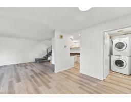 14803 Holly Park Lane, Surrey, BC V3R6Y1 Photo 13