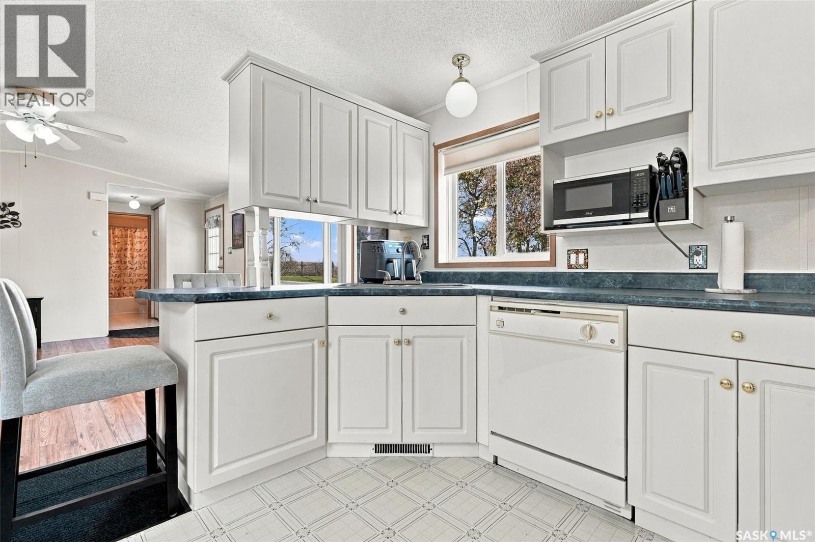 708 Main STREET S, Ituna — photo 15