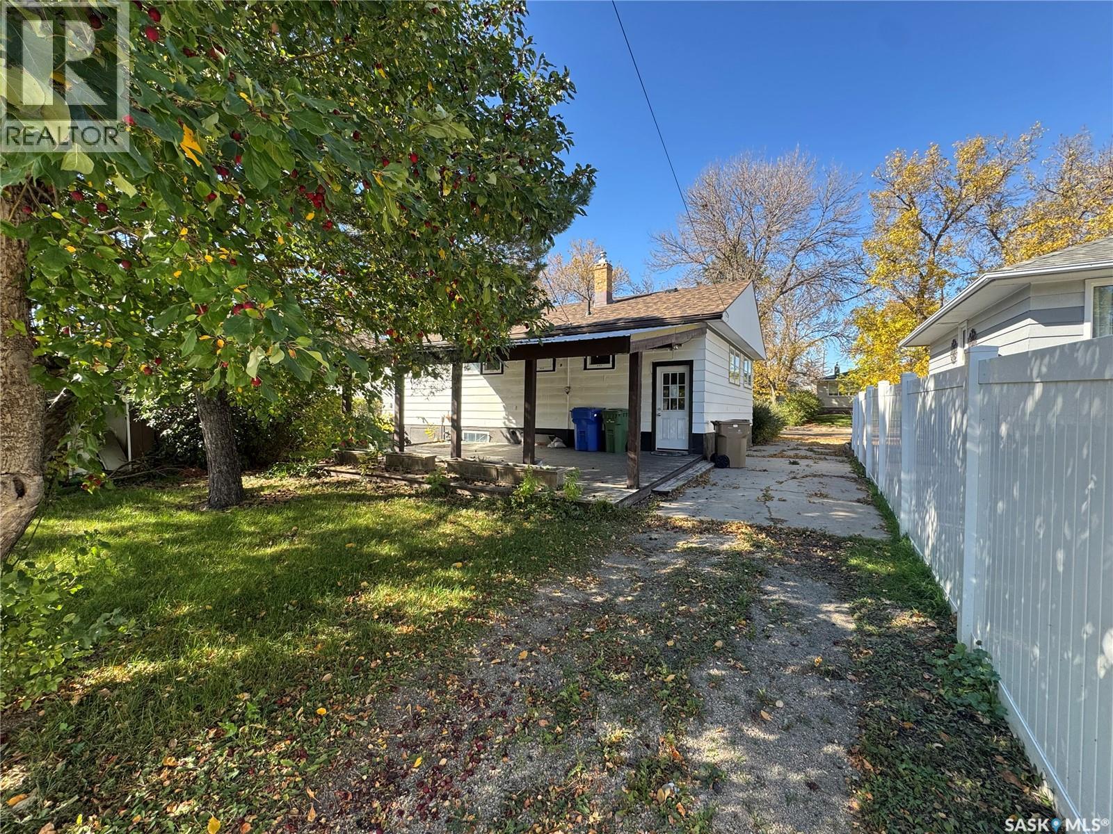 629 17th AVENUE E, Regina — photo 25