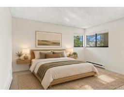 10511 Holly Park Lane, Surrey, BC V3R6X8 Photo 12