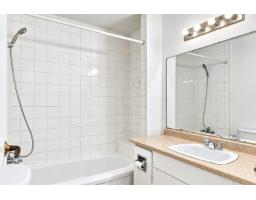 10511 Holly Park Lane, Surrey, BC V3R6X8 Photo 15