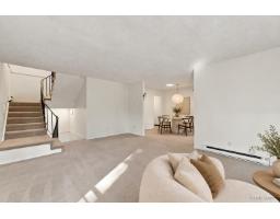 10511 Holly Park Lane, Surrey, BC V3R6X8 Photo 6