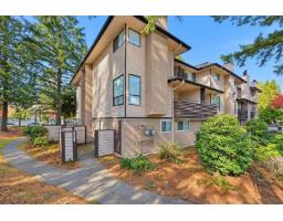 10511 Holly Park Lane, Surrey, BC V3R6X8 Photo 23