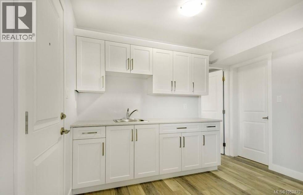 100 Chantrells Pl, Nanaimo - Image 1