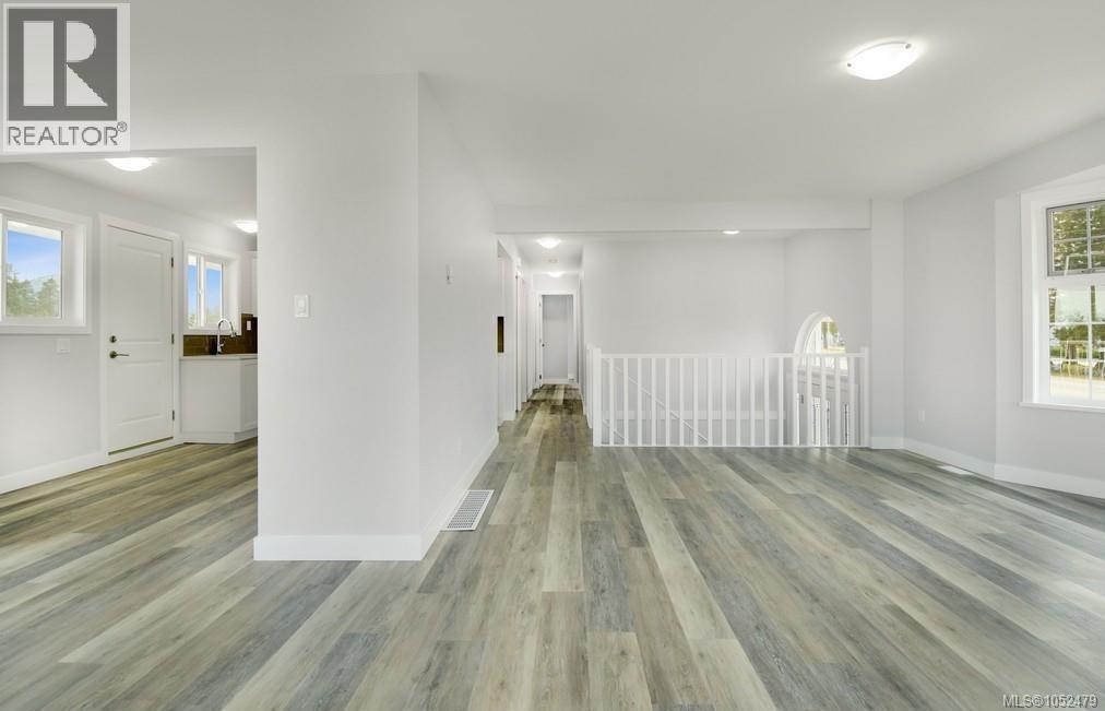 100 Chantrells Pl, Nanaimo - Image 1
