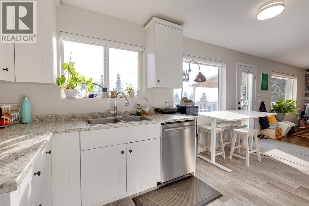 125 RONDANE CRESCENT - 12