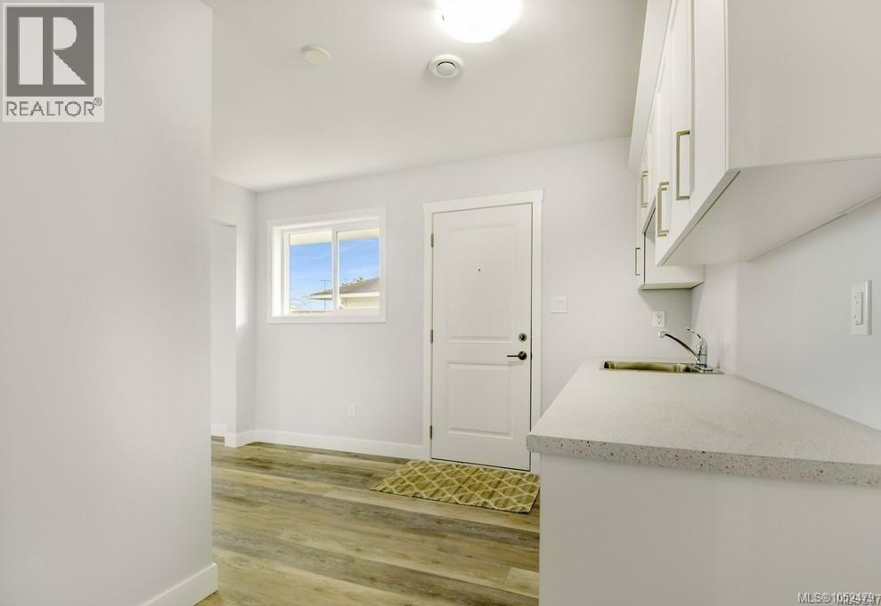 100 Chantrells Pl, Nanaimo - Image 1