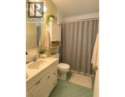 4676 Commercial Street, Vancouver, BC V5N4G6 Photo 6