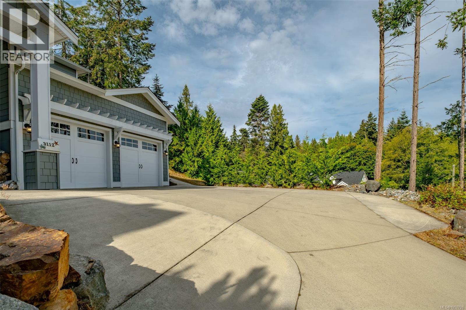 3112 Dolphin Dr - 32