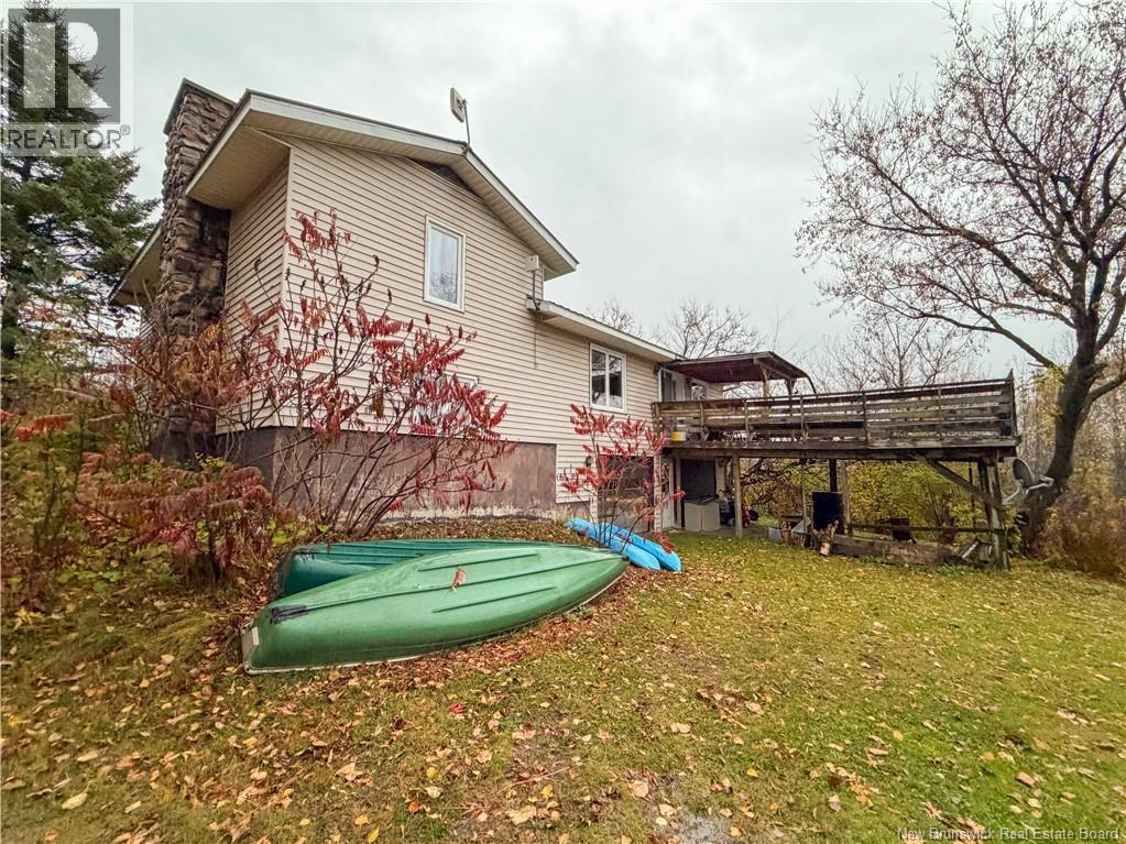 403 Tobique Street photo 4