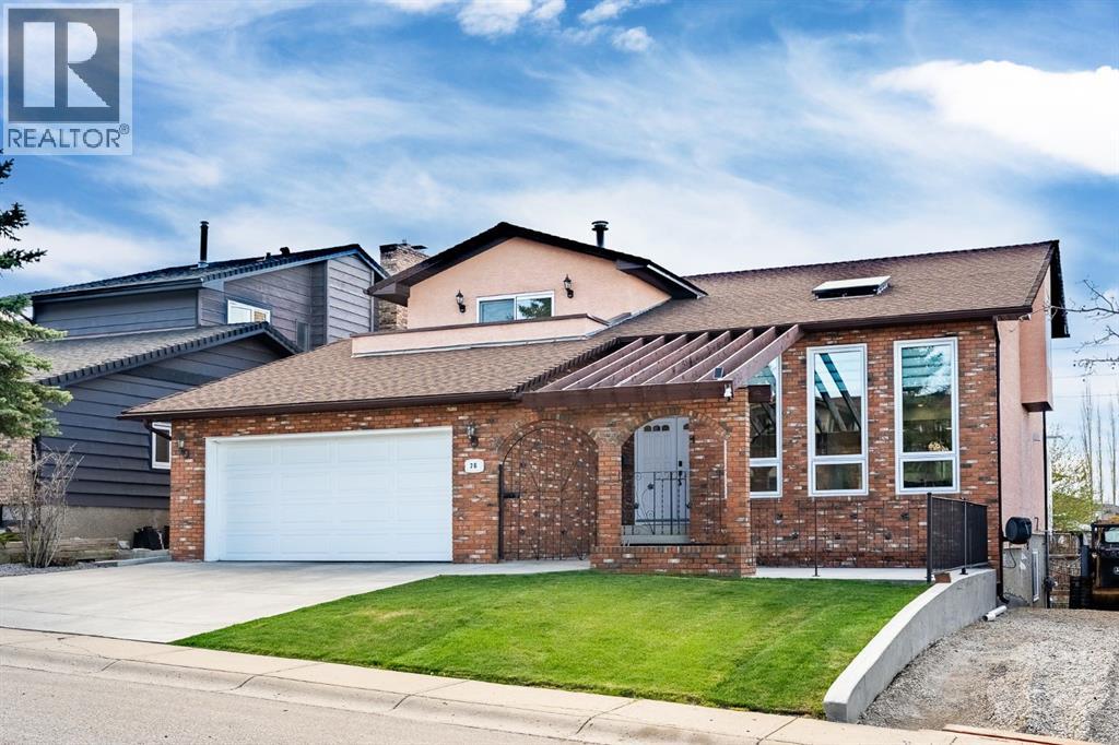76 Beaconsfield Way NW, Calgary — photo 2
