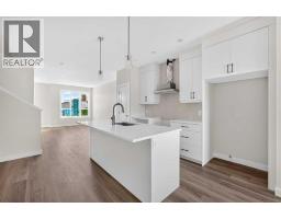 727 Lucas Boulevard Nw, Calgary, AB T3P2Y7 Photo 12