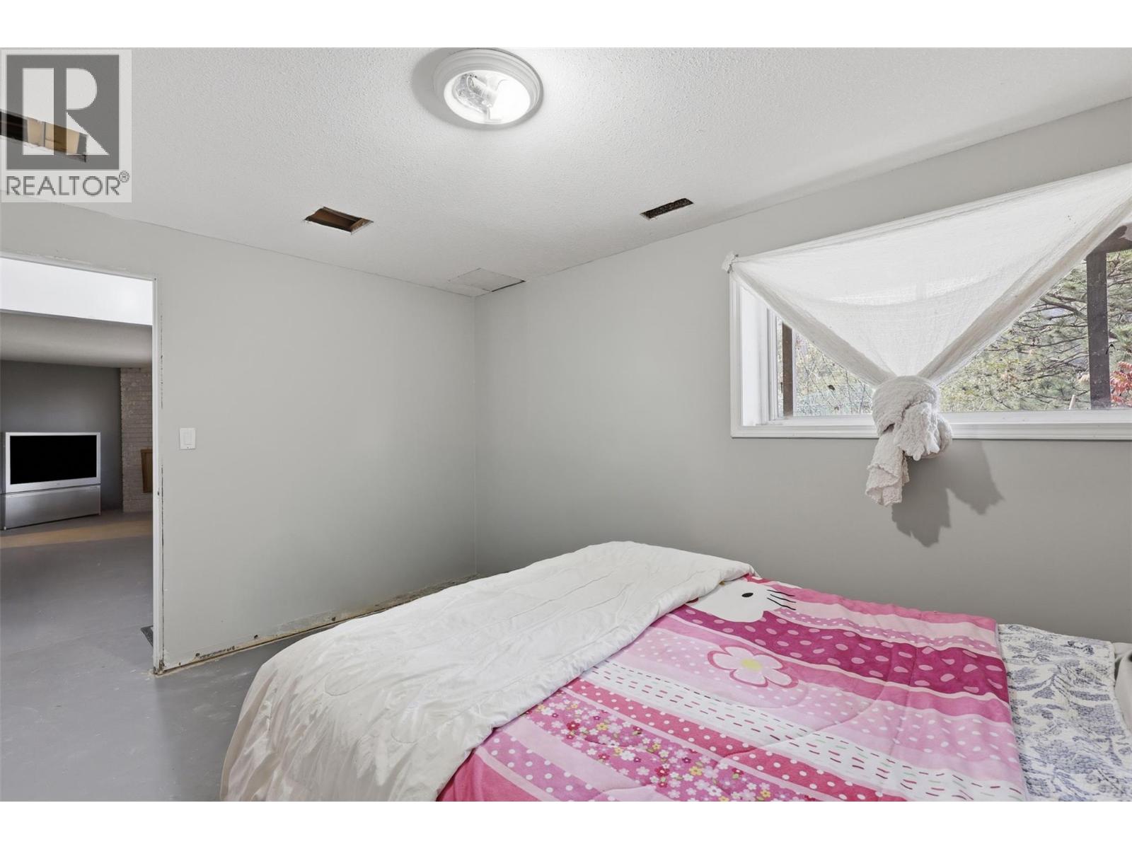 1237 Highridge Drive, Kamloops - Image 1