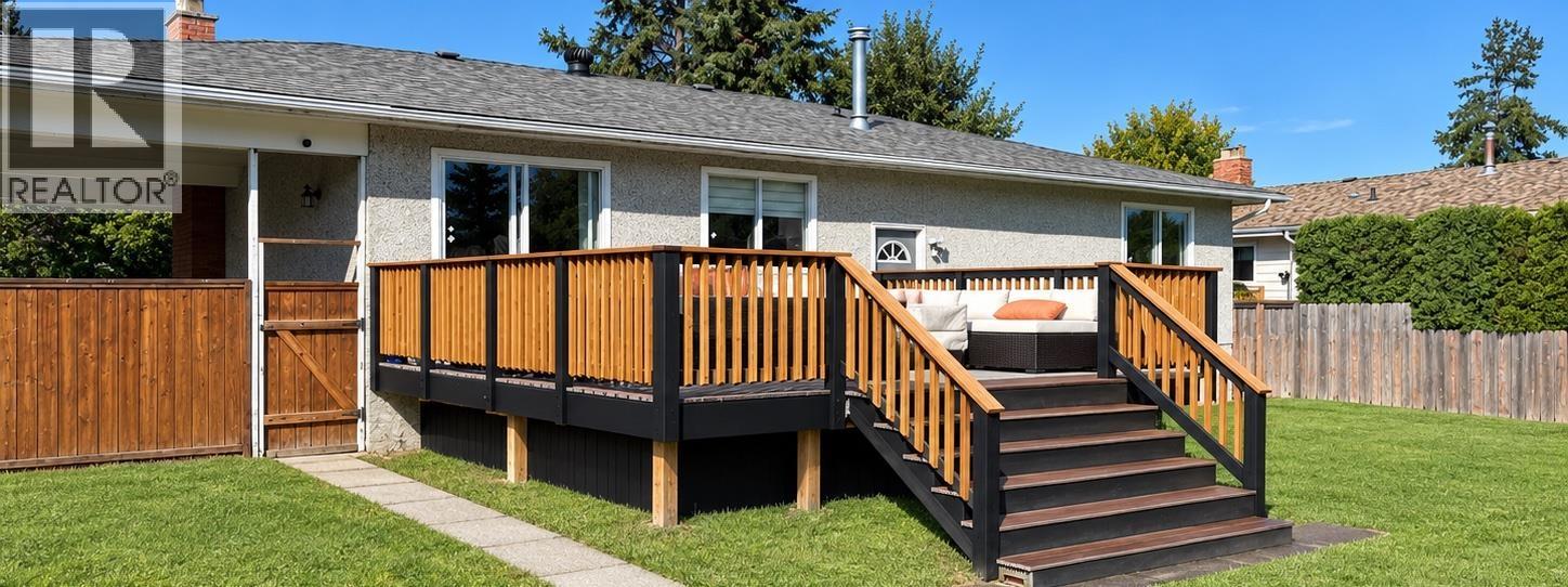 192 MCDERMID DRIVE - 16
