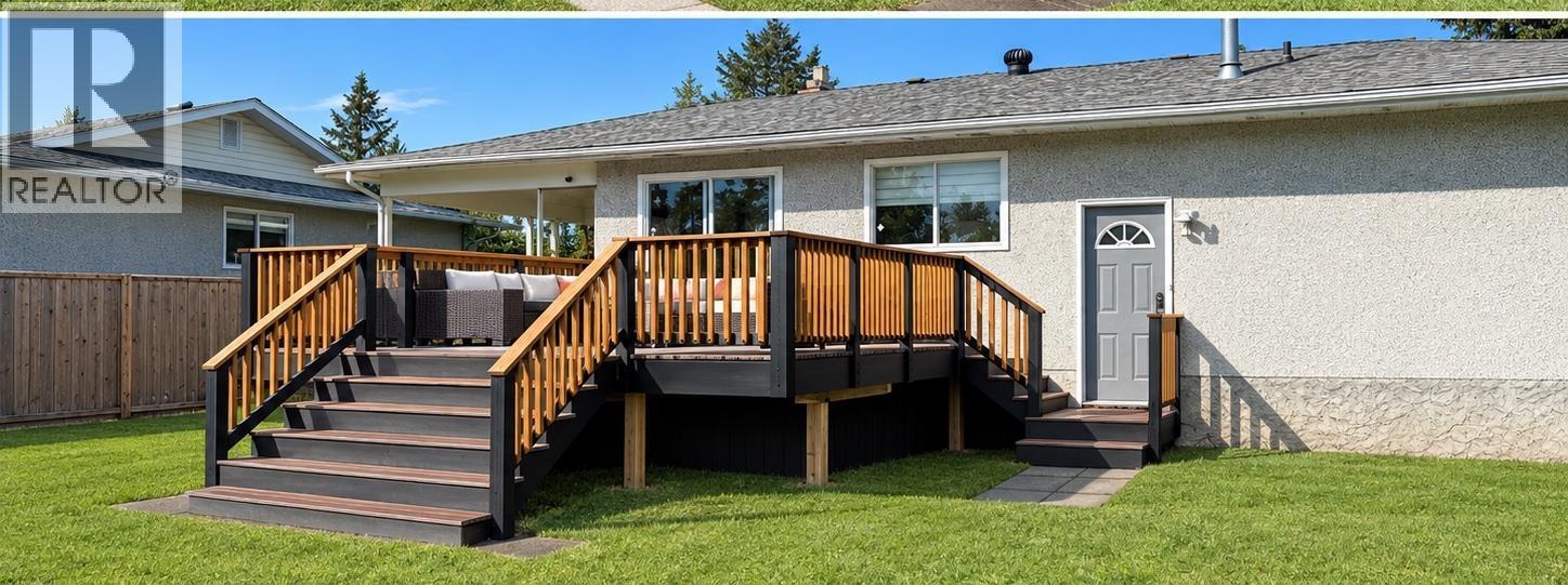 192 MCDERMID DRIVE - 17