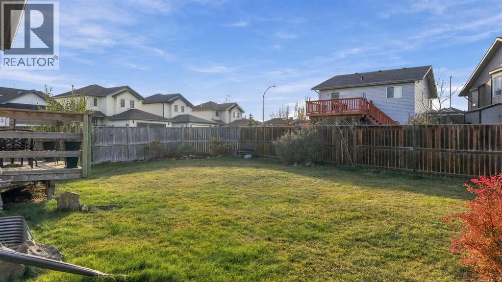 Listing photo – 72 Oak Drive, Red Deer