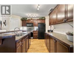 Primary Bedroom - 72 Oak Drive, Red Deer, AB T4P0B8 Photo 10