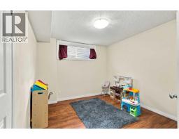 72 Oak Drive, Red Deer, AB T4P0B8 Photo 33