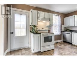 2 Mcnevin, Copper Cliff, ON P0M1N0 Photo 15